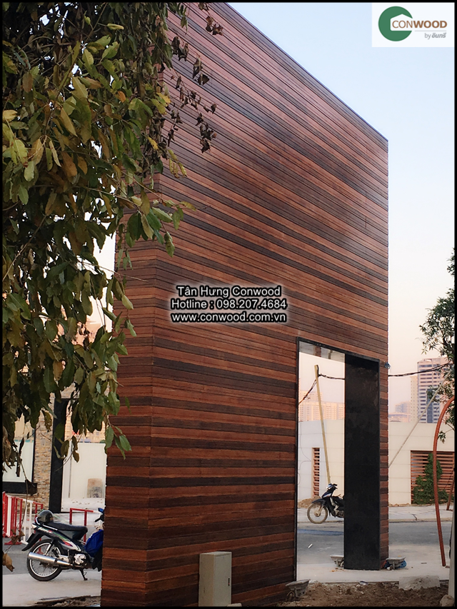 Cổng trào Vinhomes GreenBay